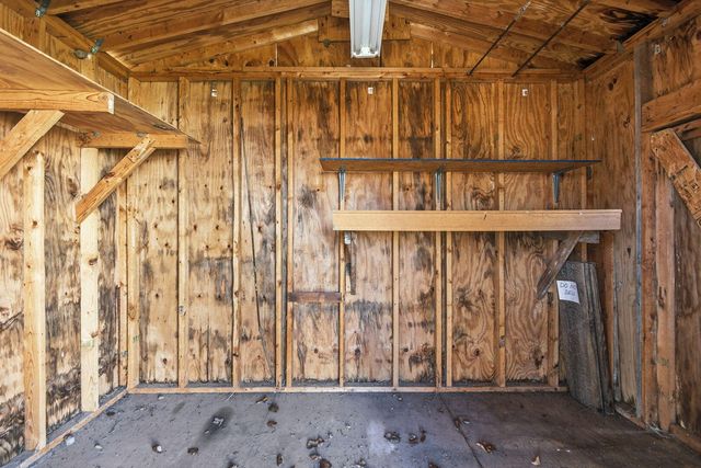 5281 N BURNING BUSH RD, Columbia, MO 65202