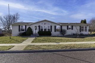 5281 N BURNING BUSH RD, Columbia, MO 65202