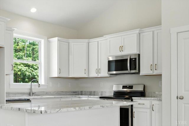 2140 Bent Creek Road, Concord, VA 24538