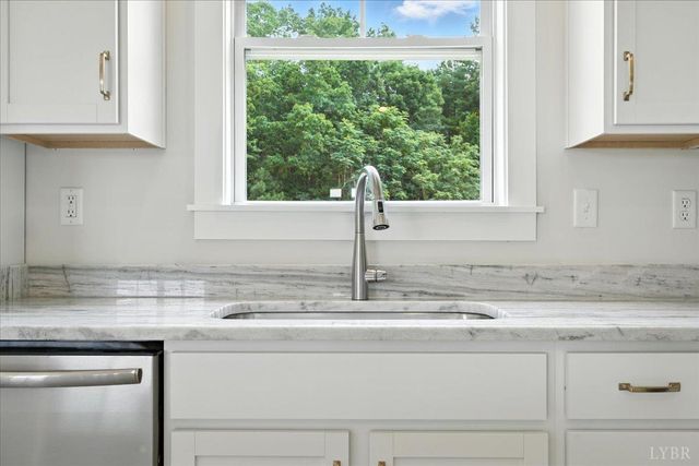 2140 Bent Creek Road, Concord, VA 24538