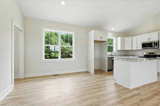 2140 Bent Creek Road, Concord, VA 24538