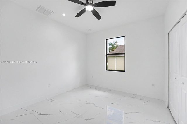 1909 NW 24th Place, Cape Coral, FL 33993