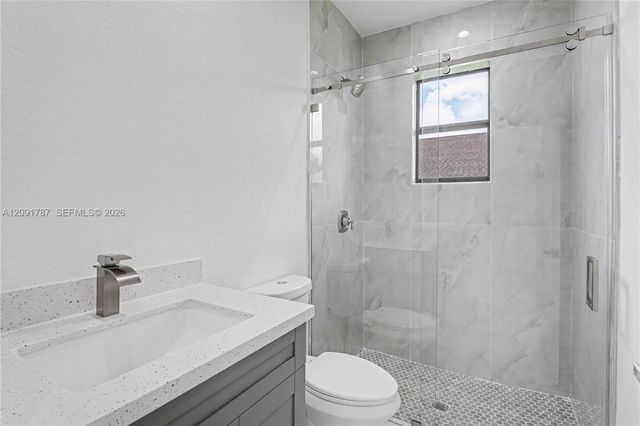 1909 NW 24th Place, Cape Coral, FL 33993