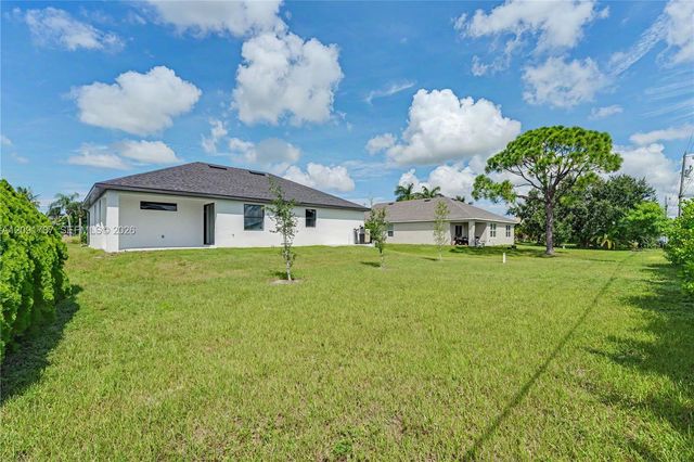 1909 NW 24th Place, Cape Coral, FL 33993