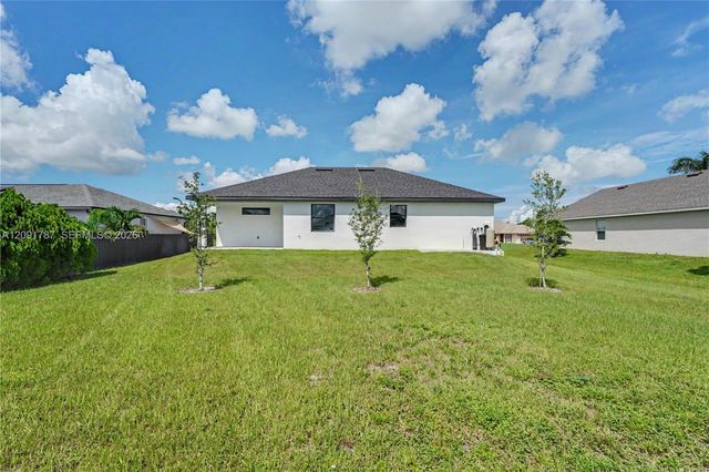 1909 NW 24th Place, Cape Coral, FL 33993