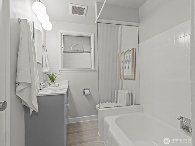 7821 Meridian Avenue N, Seattle, WA 98103