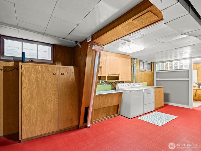 7821 Meridian Avenue N, Seattle, WA 98103