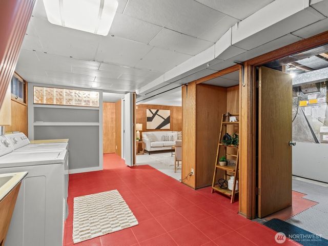 7821 Meridian Avenue N, Seattle, WA 98103