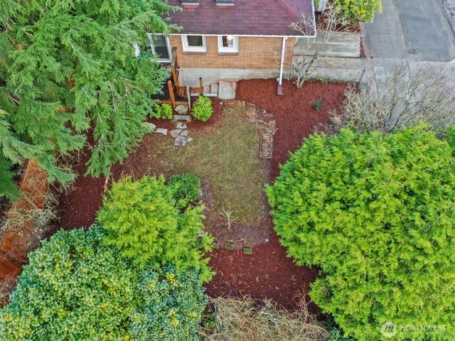 7821 Meridian Avenue N, Seattle, WA 98103