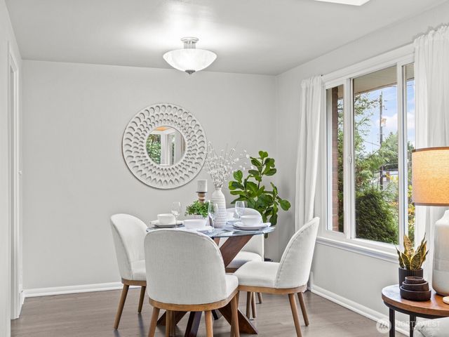 7821 Meridian Avenue N, Seattle, WA 98103