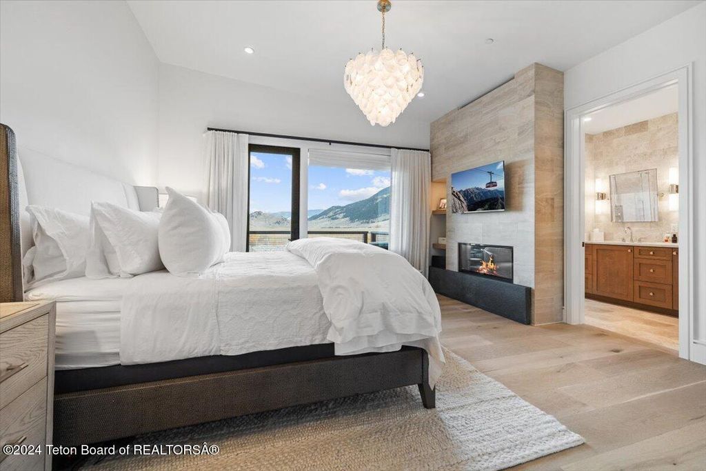 400 HIDDEN HOLLOW Drive, Jackson, WY 83001 photo 10