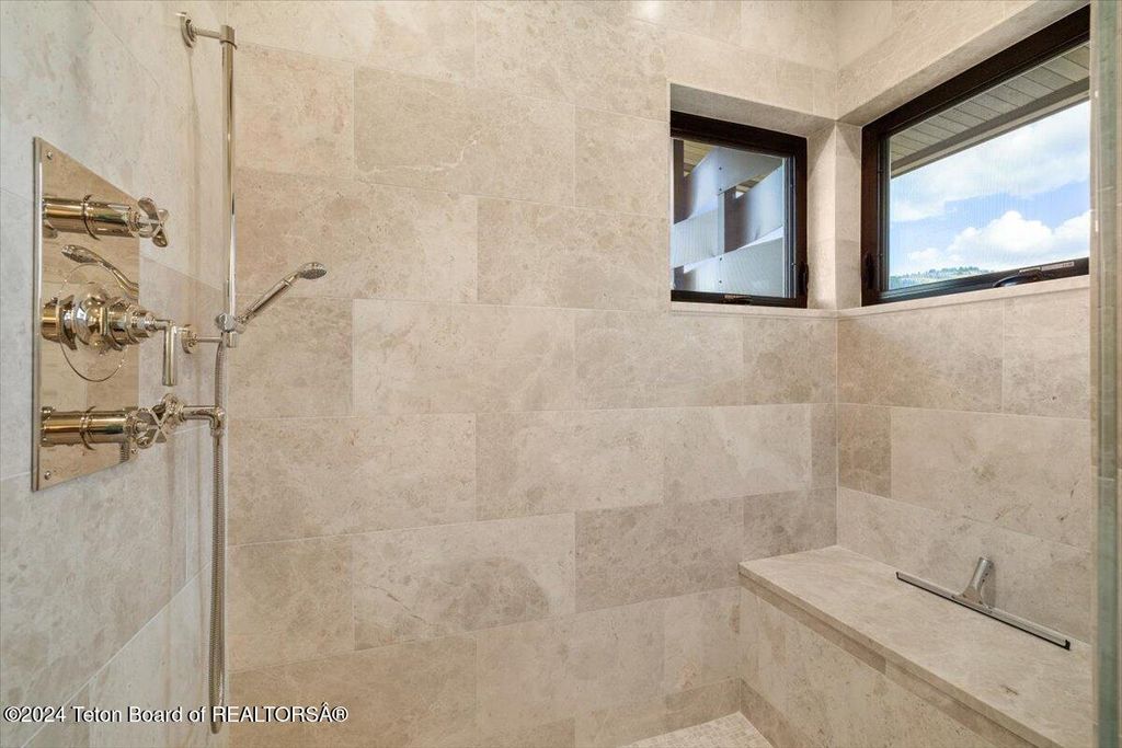 400 HIDDEN HOLLOW Drive, Jackson, WY 83001 photo 12