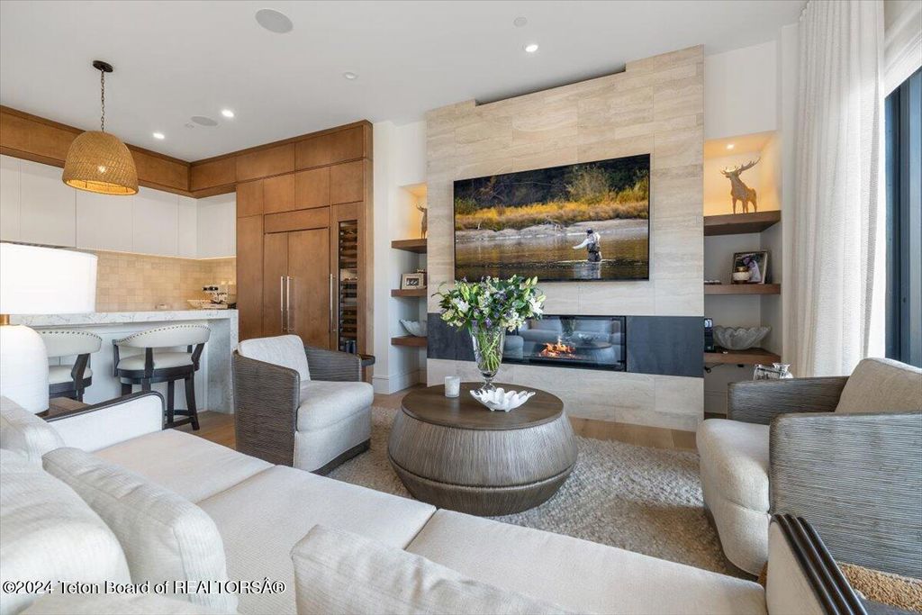 400 HIDDEN HOLLOW Drive, Jackson, WY 83001 photo 4