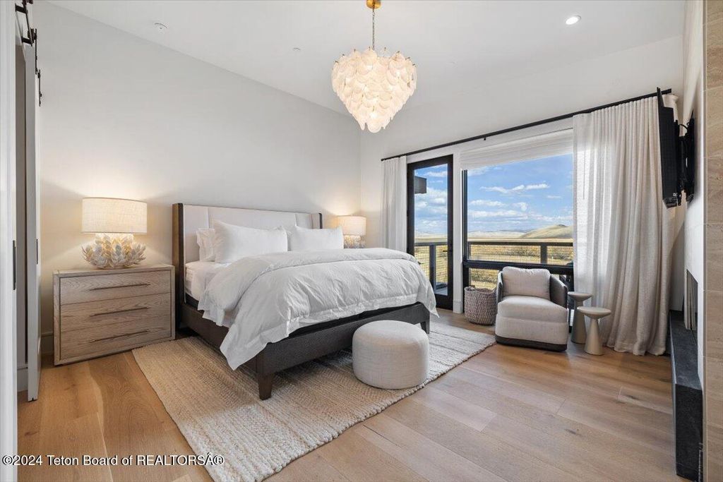 400 HIDDEN HOLLOW Drive, Jackson, WY 83001 photo 9