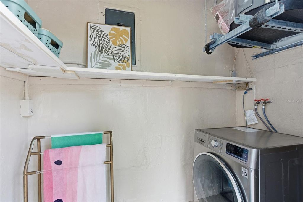 Image 30 of property listing at 21921 BEVERLY AVENUE, Port Charlotte, FL 33952