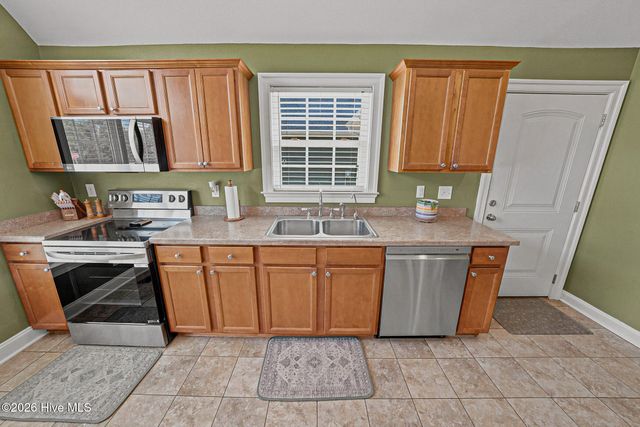 636 Millbrooke Circle, Elizabeth City, NC 27909