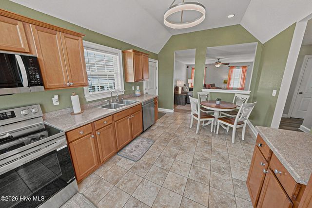 636 Millbrooke Circle, Elizabeth City, NC 27909