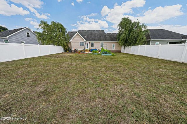 636 Millbrooke Circle, Elizabeth City, NC 27909
