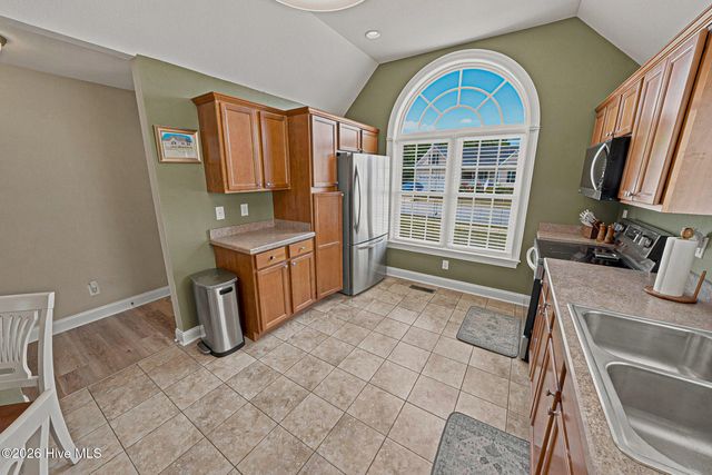 636 Millbrooke Circle, Elizabeth City, NC 27909