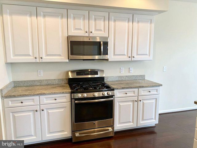 24622 SEACLIFF TER, Aldie, VA 20105