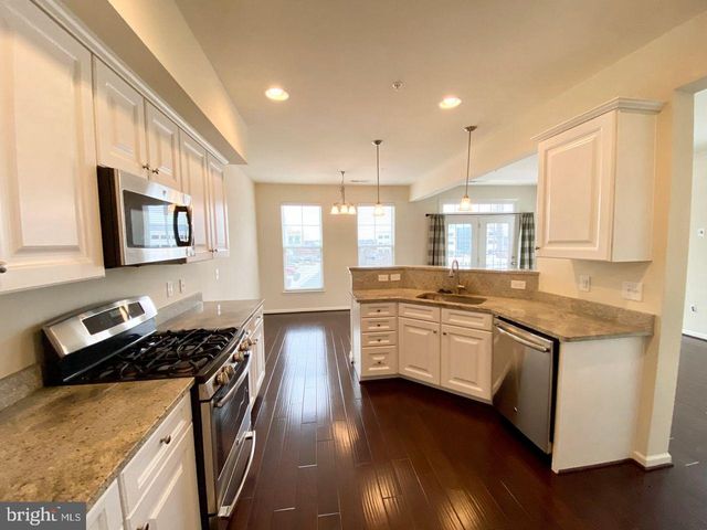 24622 SEACLIFF TER, Aldie, VA 20105