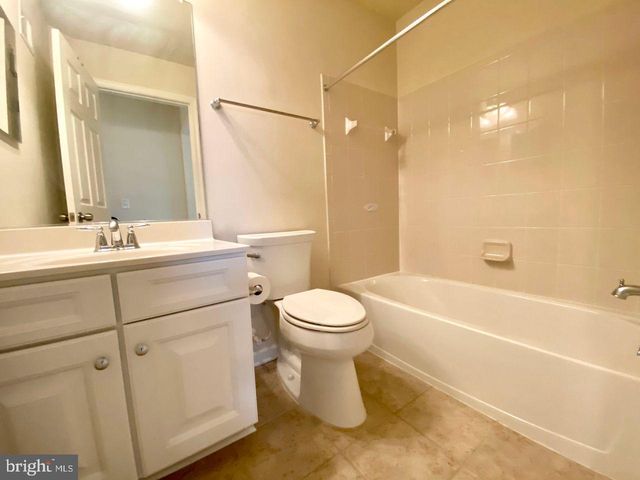 24622 SEACLIFF TER, Aldie, VA 20105
