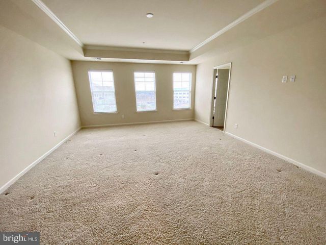 24622 SEACLIFF TER, Aldie, VA 20105