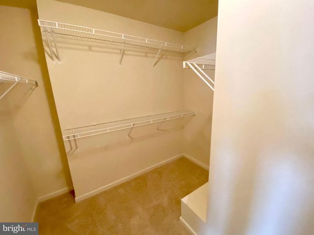 24622 SEACLIFF TER, Aldie, VA 20105