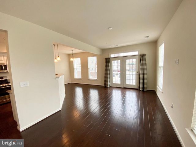 24622 SEACLIFF TER, Aldie, VA 20105