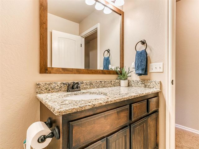 1595 Red River Circle, Edmond, OK 73025