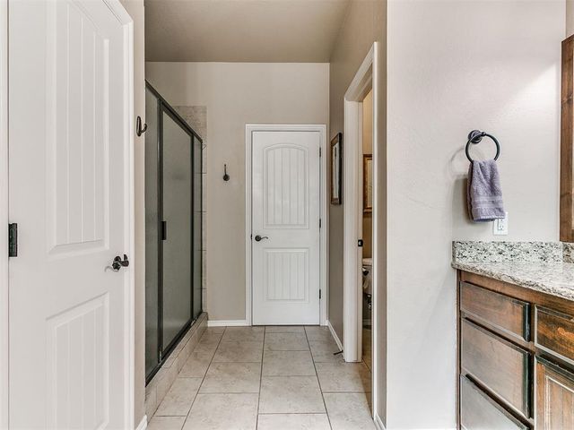1595 Red River Circle, Edmond, OK 73025