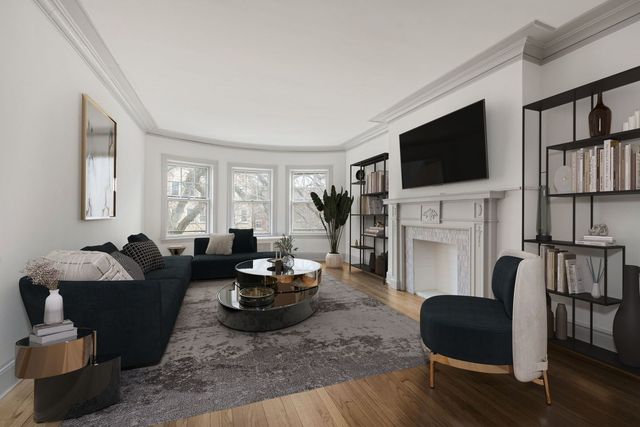 650 Hinman Avenue 2B, Evanston, IL 60202