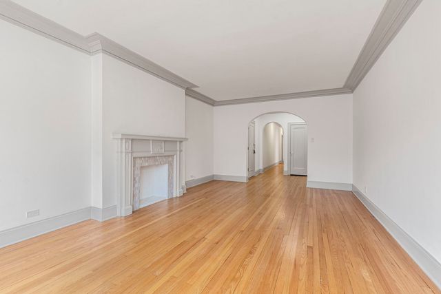 650 Hinman Avenue 2B, Evanston, IL 60202