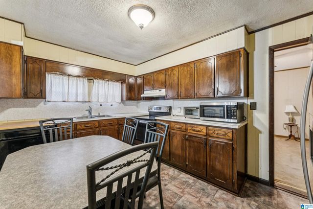 1820 SHORT 12TH STREET, Bessemer, AL 35020