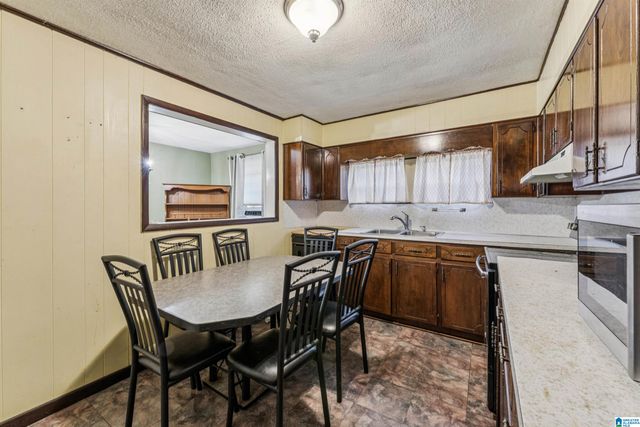 1820 SHORT 12TH STREET, Bessemer, AL 35020