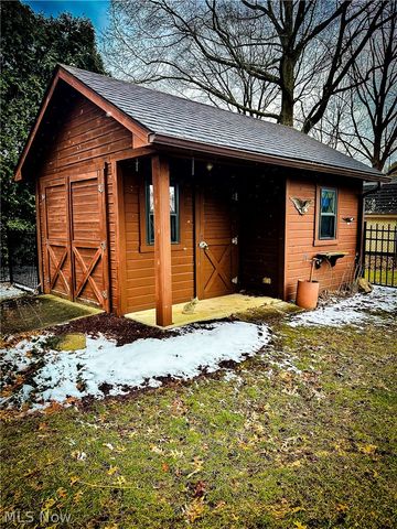 4049 Alvacardo Street, Canfield, OH 44406