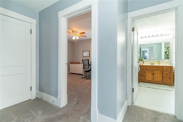 923 Vermont Ave, Glassport, PA 15045