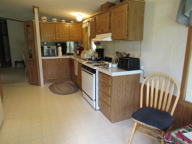 710 N 204th Avenue, Hesperia, MI 49421