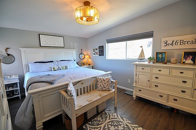 23642 S Shore Drive, Edwardsburg, MI 49112