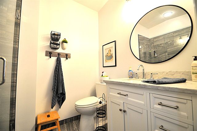 23642 S Shore Drive, Edwardsburg, MI 49112