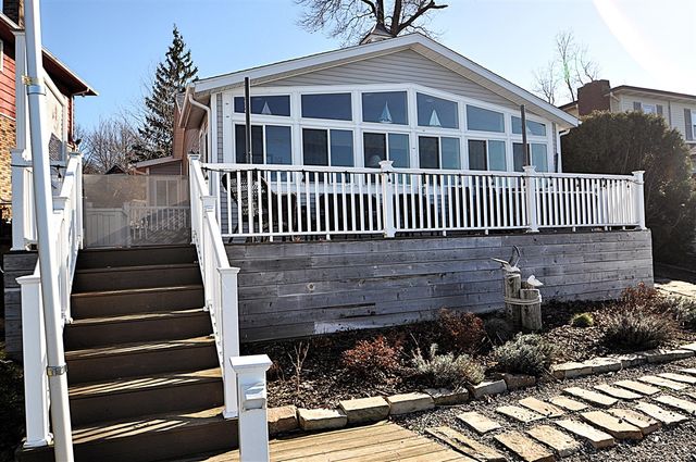 23642 S Shore Drive, Edwardsburg, MI 49112