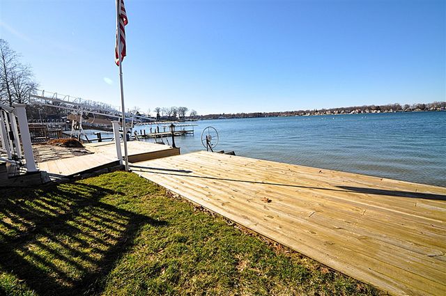 23642 S Shore Drive, Edwardsburg, MI 49112