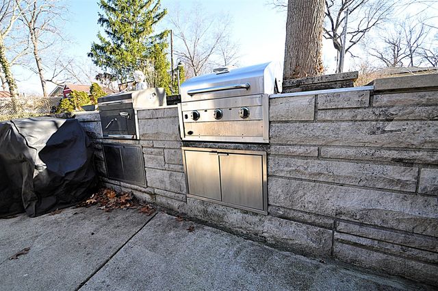 23642 S Shore Drive, Edwardsburg, MI 49112