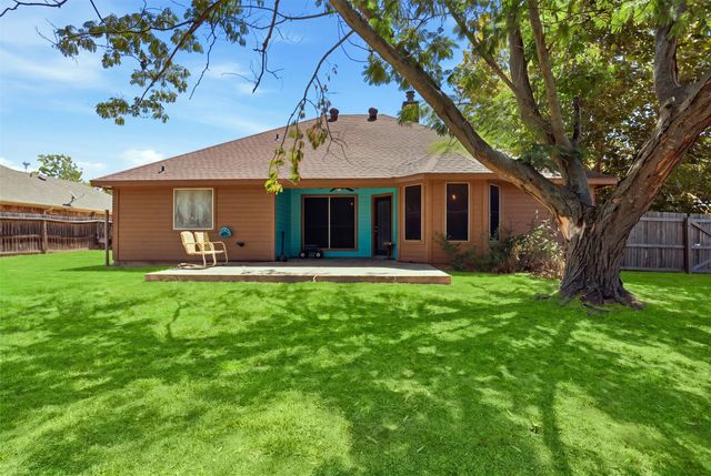 1507 Saddle Creek Court, Granbury, TX 76048