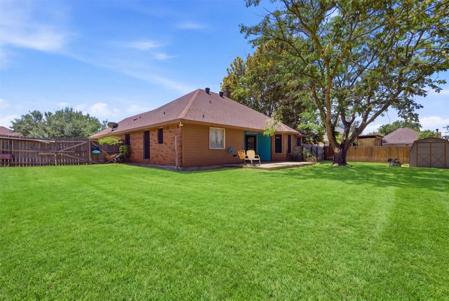 1507 Saddle Creek Court, Granbury, TX 76048