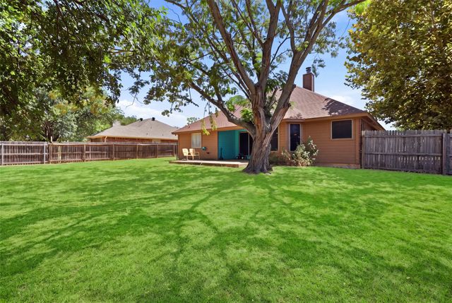 1507 Saddle Creek Court, Granbury, TX 76048