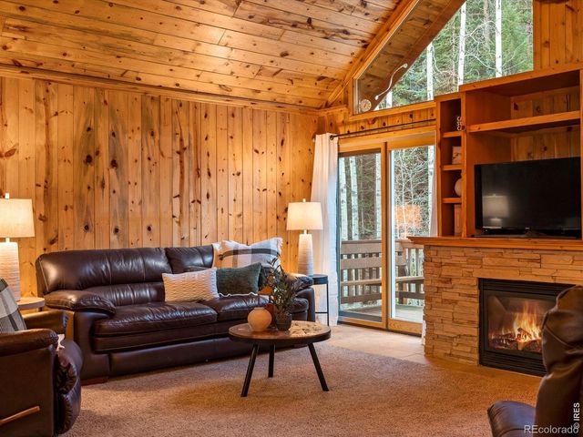 1035 Streamside Drive, Drake, CO 80515