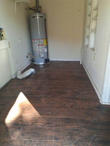 319 W Moore Street, Sherman, TX 75090