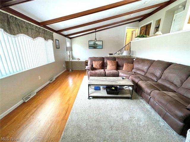 204 May Lane, Wintersville, OH 43953