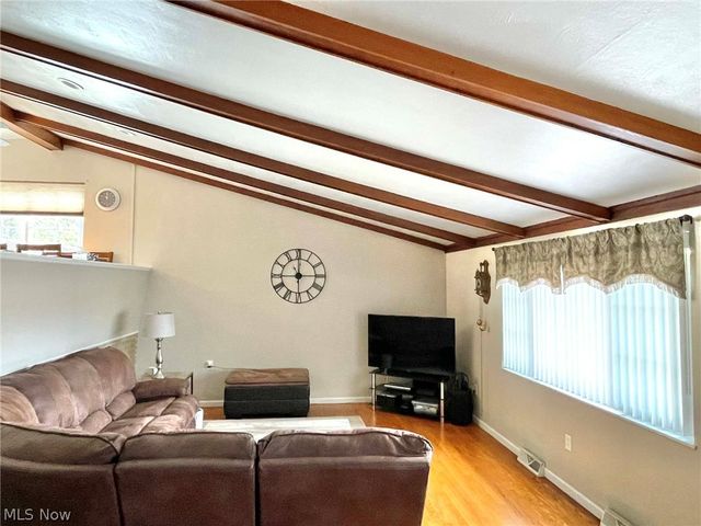 204 May Lane, Wintersville, OH 43953